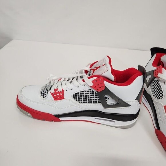 Nike Jordan Air Jordan 4 Retro "Fire Red" sneakers - Size 8.5 - Picture 3 of 7